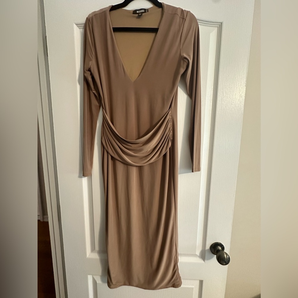 MISSGUIDED ruched midi dress